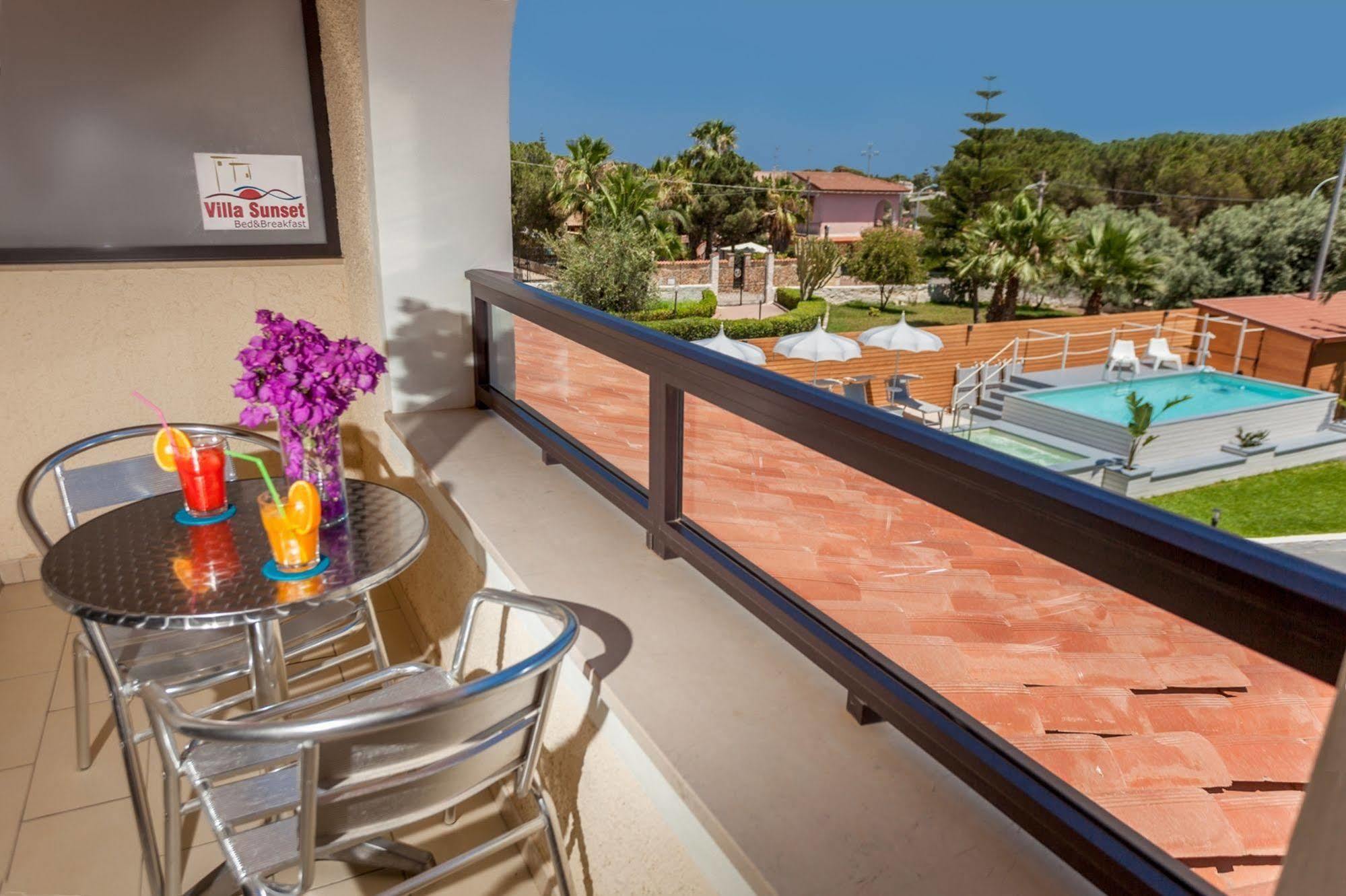 Villa Sunset B&B/Apartments Fontane Bianche Exterior foto